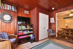 Sunny Sarasota with easy access to Lido and Siesta Beaches and downtown Sarasota - Image 2