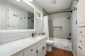 Das 5 Schlafzimmer Haus mit Pool nur 15 Minuten außerhalb von Waco, TX. - Image 4