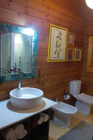 BEEWOOD - Agriturismi a Viseu - Image 2