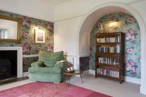 Large Grade II Listed 17th Century Farm House In Stunning Rural Location Near Ocean - Image 2