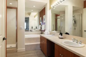 Kumulani I-1: Breathtaking Ocean Views w/ Wrap Around Lanai, Pool & AC - Image 2