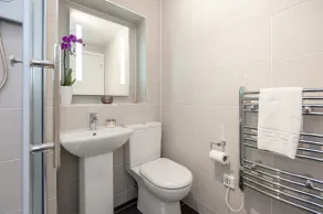 Brown Street Apartment 1 - Image 3
