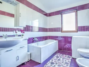 Herrliche Wohnung mit  W-LAN, Klimaanlage, Pool, TV, Terrasse und Haustiere erlaubt - Image 2