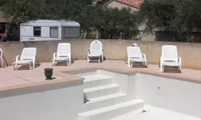 Villa Piscine 4pers Gard Rhodanien - Image 1