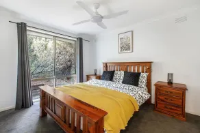 Private Holiday Home With Rain Forest Creek View - Image 4