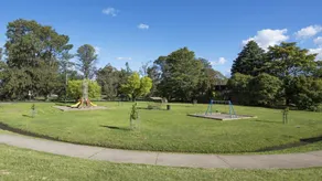 1 Redbank- Self contained house near a Golf Course - Image 2