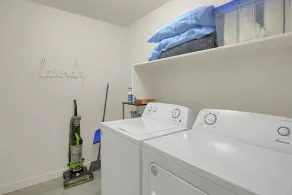 ✔️Fabulous Luxury Apt ✔️ Fast WiFi ✔️ 4KHDTV ✈ Hill AFB - Image 2