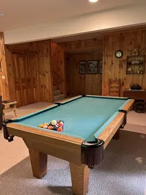 Genuine Log Cabin ~ Perfect Getaway ~ Pool Table ~ Outdoor Hot Tub ~ Fire Pit - Image 2