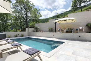 Luxury Villa with Sea Views & Tranquility at the Edge of Ucka Nature Park - Image 5