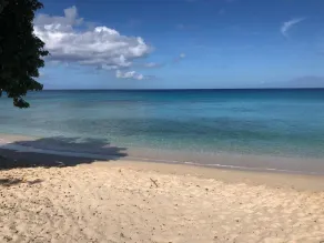 1 Bedroom Apt in Fitts Village a stones throw from the beach! - Image 3