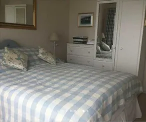 Lapwing Waterside House with stunning sea views - Image 2