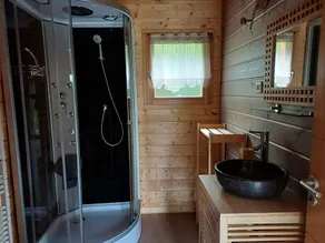 Joli Chalet bois classé 2 étoiles pour séjour toutes saisons - Image 2