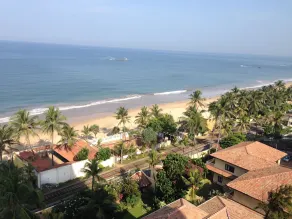 WAKEUP OR LOOKOUT TO THE SEA VIEW IN THIS AIRCON ALL MODCON APARTMENT - Image 4