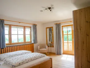 Apartment Staufenblick for - 2 persons, 50 sqm, balcony with unobstructed view of the mountains - Image 4