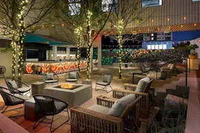 Friends Getaway! Unit with Parking, Near Fenway Park - Image 5