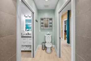 Hawaiian Loft + lookout suite. - Image 4