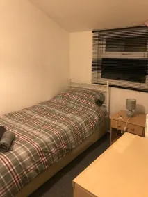 3 bed house, 5 mins walk from Taunton town centre - Image 5