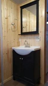 Cozy and welcoming 1 bedroom cottage on Pickerel Lake. Sleeps 4. - Image 3