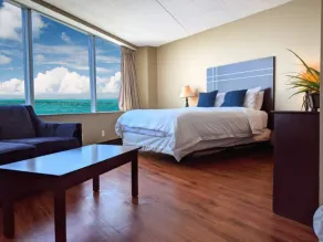 Highest Reviewed Ocean Front Condo + Free Parking! - Image 5