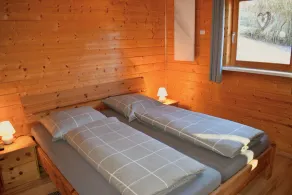 Gemütliches 40qm Ferienhaus mit Natursteinheizung, kostenfreies Parken und WLAN - Image 3