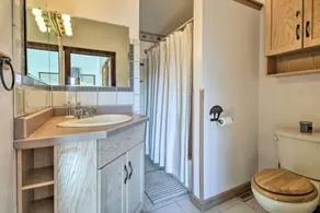 Condo with Hot Tub 5 Mi To Cranmore Mountain - Image 2