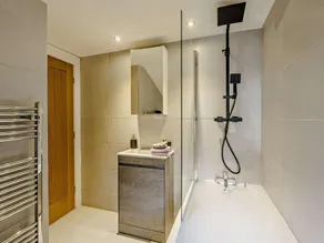Pule Hill Apartment - Canal View - Image 4