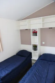 Family Chalet in Biddinghuizen - Image 5