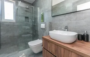 Pet friendly home in Tinj - Image 3