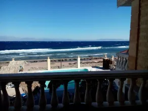 1st Line Charming Sea View Room - Image 4