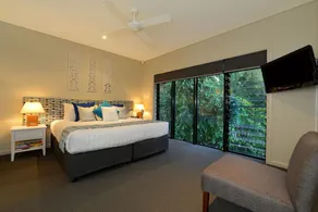 This can be your sanctuary if you would love… close to beach and all ameneties - Image 5