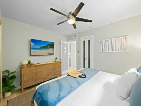 Heated Pool Bungalow Retreat, Charming, Cozy Stay Near Beaches, Dining & Shops! - Image 5