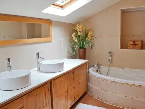 4 bedroom accommodation in Heptonstall, near Hebden Bridge - Image 5