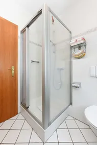 Ferienwohnung Löwenzahn - Ferienwohnungen Kornblume und Löwenzahn im Haus Sassenhof - Image 3