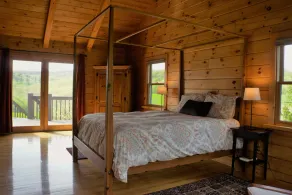 Secluded Hilltop Retreat: Log Cabin + Hot Tub - Image 5