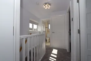 Dunfermline - Luxury 3 bedroom 2 bathroom detached house with garden - Image 2