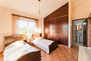 Villa Leantros -  Privately Set Villa near the Sea sleeping 8 guests in 4 bedrooms - Image 5