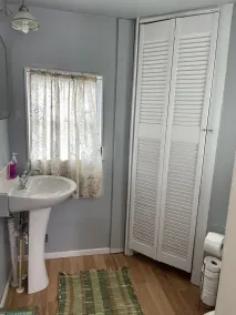 Oysterhaven Cottage with partial Water views! New balcony! Close to Fairgrounds! - Image 3