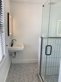 American Beech in Greenport  - Deluxe King Suite 11 - Image 2