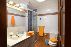 Spacious Villa \"Las Calderetas\" with Mountain View, Wi-Fi, Terrace & Pool - Image 2