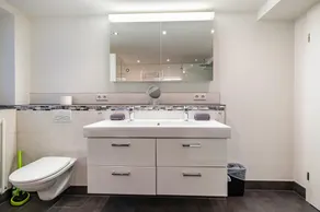 Apartamento de férias \"Schwarzwälder Kirsch Unten\" com terraço privado e Wi-Fi - Image 4