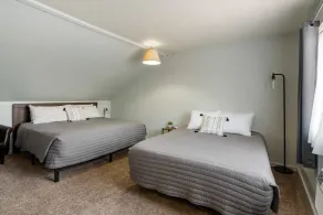 3 Separate room with private balconies with stunning lake views - Image 4