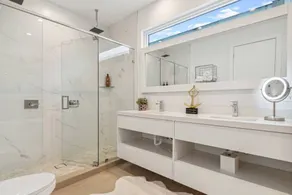 Miami Haven home 3B/3B - heated pool-jacuzzi /outside - inside - Image 5