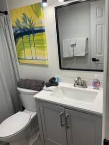 Malyn 107, Waterfront Condo, short walk to beach - Image 2