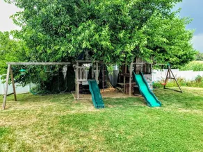 Private Pool and Hot Tub Close to Frankenmuth - Image 2