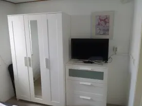 Very well-kept stone bungalow in a quiet location, WLAN, very good facilities  - Image 2