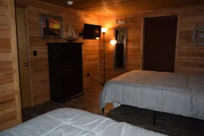 Grand Rivers, KY - Unit A - Cozy getaway with Cabin Charm near KY & Barkley Lake - Image 5