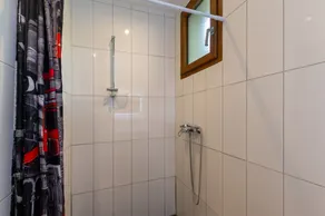 Maison 'Les Sources Gîte Calabert' com piscina partilhada, terraço privado e ar condicionado - Image 4