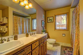 Gold King Lodge 8 Bedroom Home by RedAwning - Image 4