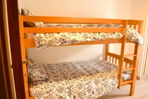 Apartamento con vistas y céntrico en Esterri - Image 4