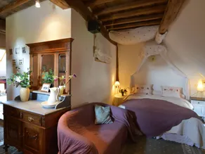 Enchanting Cottage in Comblain-Fairon with Terrace, Garden - Image 4
